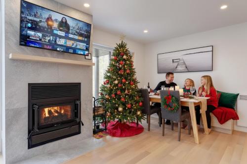 TV/trung tâm giải trí tại Chalet Rivage SPA & Games Ski Montcalm