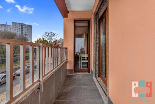 SAN15 - Elegant apartment with city view -
