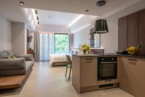 CENTRO Suites