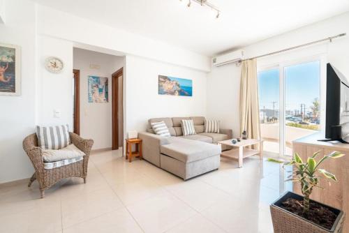 Elias Apartments with View