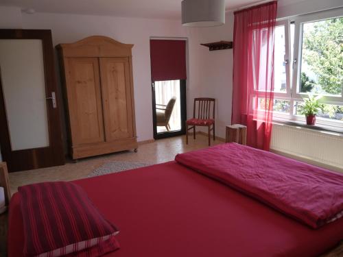 Gallery image of Punkrock Harbour Pension Bähr in Karlsruhe