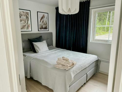 Ένα ή περισσότερα κρεβάτια σε δωμάτιο στο Modern Villa In Historic Pershyttan