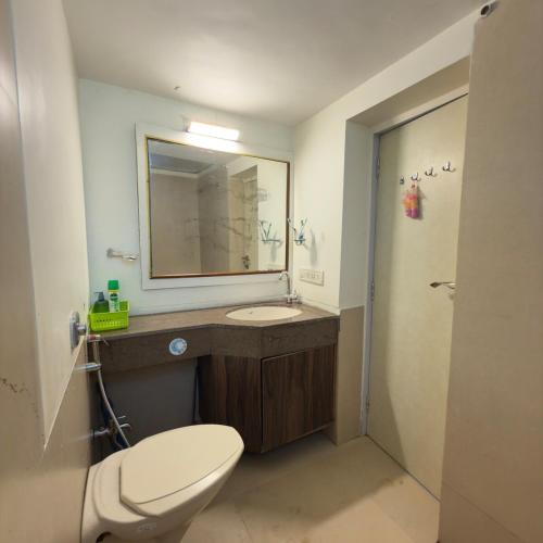 Koupelna v ubytování Lonavala Tungarli - Escape To A Bygone EraA Home With Soul