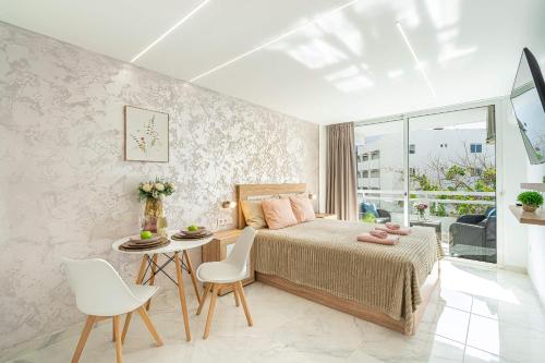 Ponderosa MiniCasa Studio