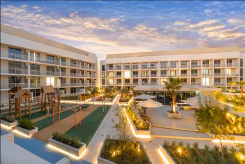 Vogue Vacation Homes, Luma Jumeirah Village Circle near Circle Mall