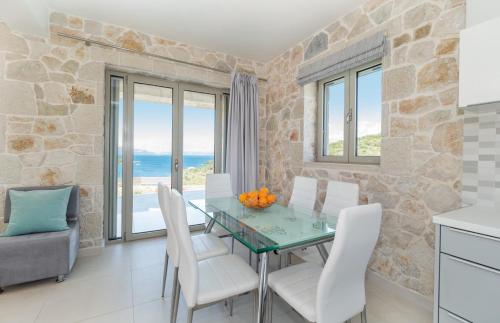 Villa Mentes