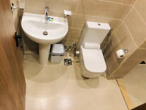 Baðherbergi á pYramids iNN