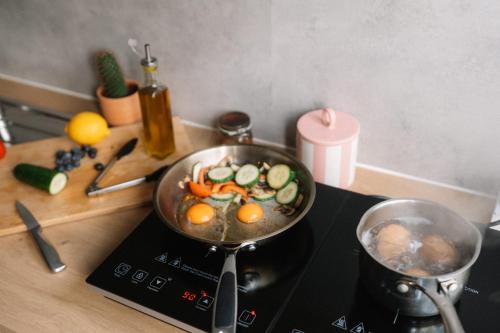 Jídlo v apartmánu nebo okolí