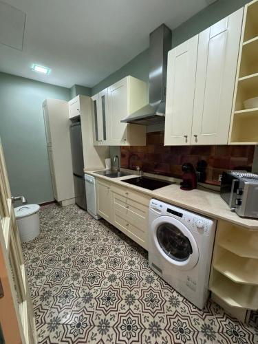 Makao Alameda 2 BR Apartment
