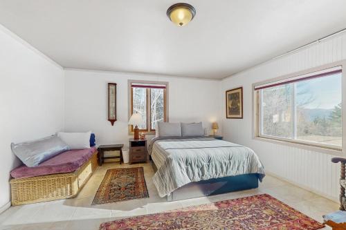 Ένα ή περισσότερα κρεβάτια σε δωμάτιο στο Apartment - Hawk 1-A Mountain Vista Retreat