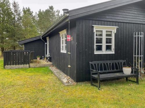 Tòa nhà nơi nhà nghỉ dưỡng tọa lạc