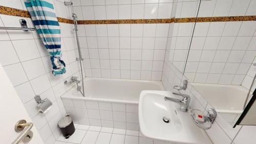 Charming 1BD flat - old town UZ1