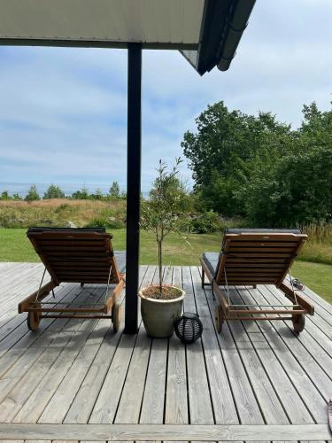 En have udenfor Holiday Home With Sea View In Allinge