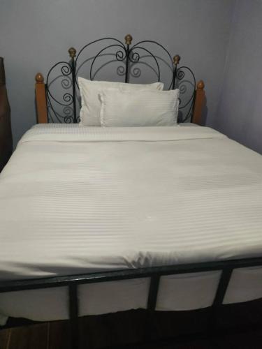 Φωτογραφία από το άλμπουμ του Zack's Serene House σε Kisii