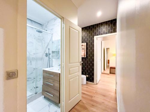 Urban Flat 61 - Pretty 3 Bedrooms in Center of Paris