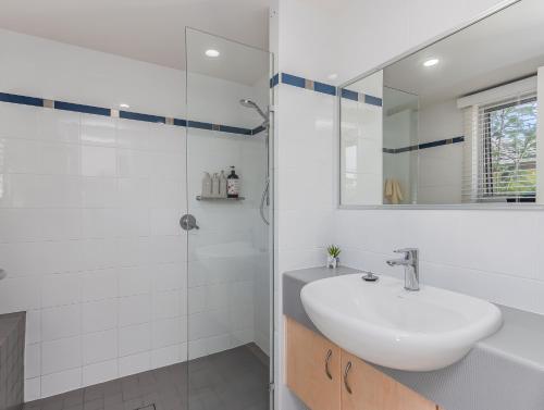 Et badeværelse på Dreamtime Dune – Three Bedroom