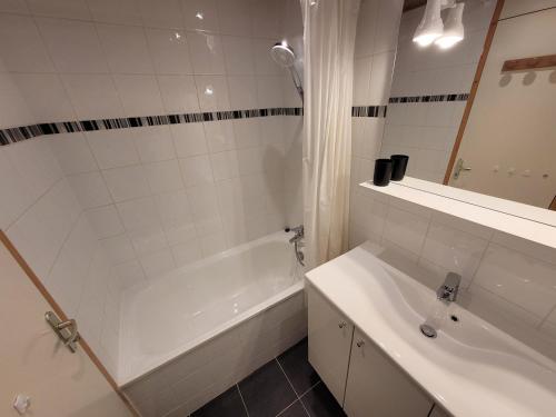 Appartement Triplex 2 Pièces · Ski aux Pieds · Terrasse