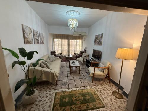 شقة مميزة في ميدان شاهين