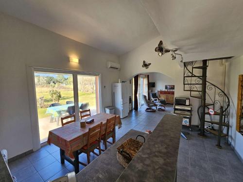 Villa Arca, 5min du centre de Porto-Vecchio