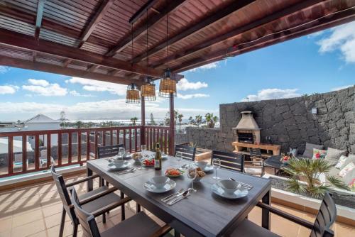 Villa Veintidos, Playa Blanca