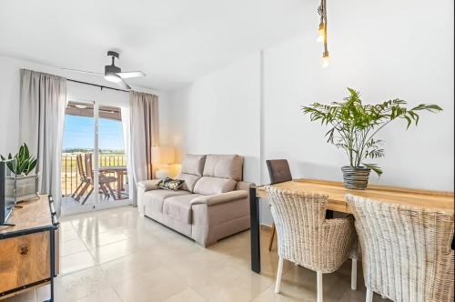 Ático Condesa con terraza y piscina cerca Playa La Llana