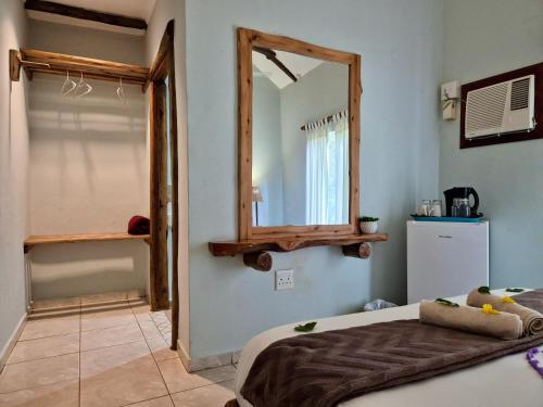 Η κουζίνα ή μικρή κουζίνα στο Buffalo Thorn Bed & Breakfast