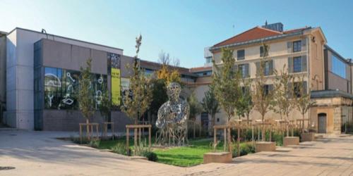 Budova, kde se apartmán nachází