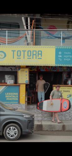 Totora Surf Hostel