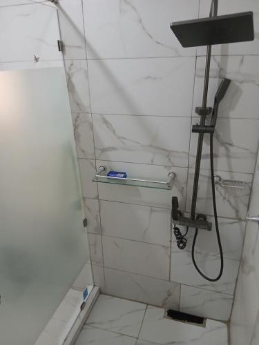 Koupelna v ubytování Home with car