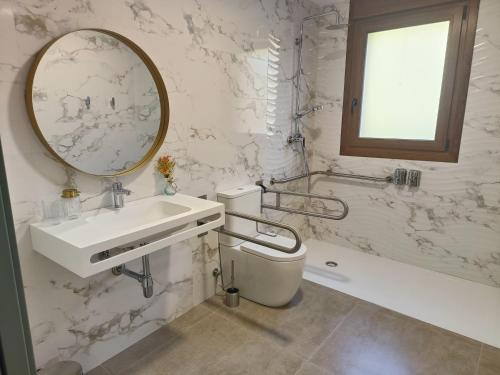 Ένα μπάνιο στο Casa Rural Del Valle Estrecho