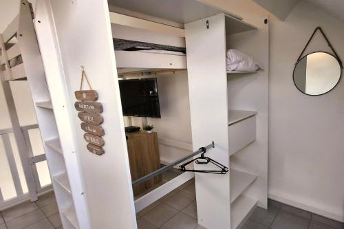 Ένα μπάνιο στο Joli Studio de 25 M2 proche de Disney