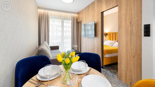 Postel nebo postele na pokoji v ubytování Apartamenty Good Time - Zloty Horyzont Resort