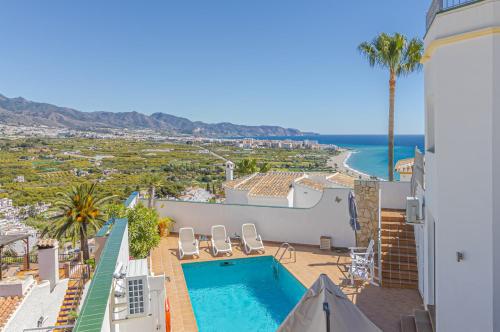 villa vistas al mar