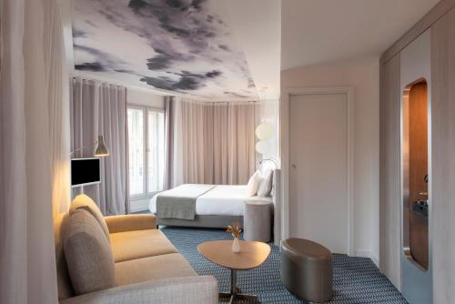 Le Grand Balcon Hotel