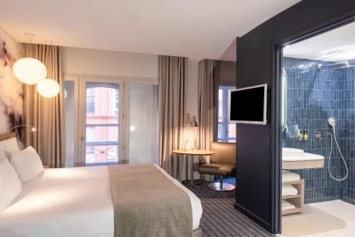 Le Grand Balcon Hotel photo 17