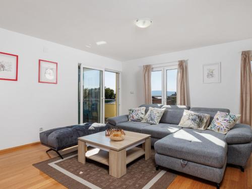 Et opholdsområde på Apartment Leko-3 by Interhome