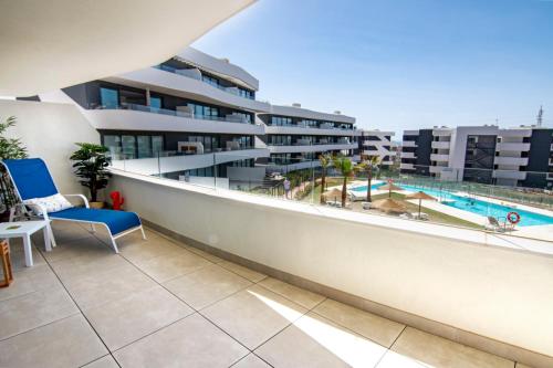 Mara's Apartments Higuerón West - Suncoast Privilege - 3 Community Pools