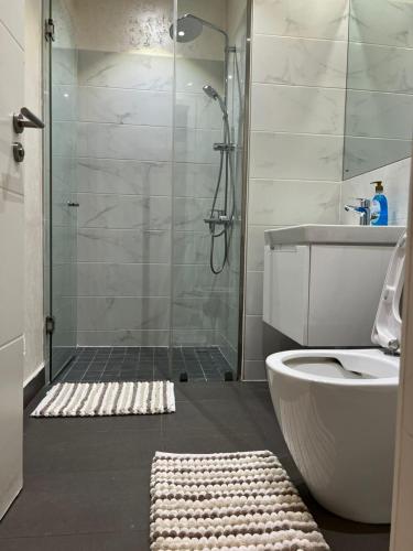 Lennox Studio Apartment