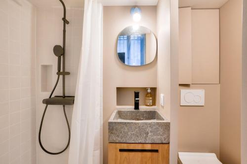 Renovated studio in the heart of the Marais