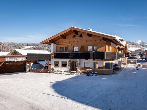 Apartment Daniela-3 by Interhome