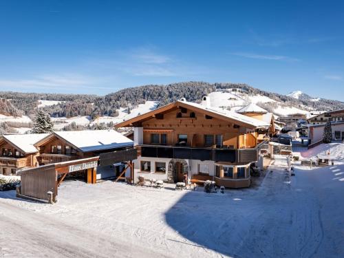 Apartment Daniela-4 by Interhome