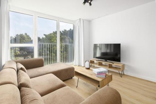 ApartUP Port Marina Azura