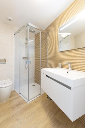 ApartUP Port Marina Azura