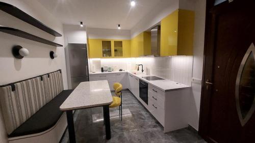 Kuchyň nebo kuchyňský kout v ubytování The Hummingbirds