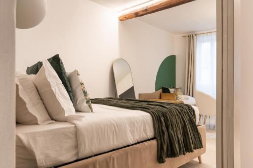 The Heritage Apartment 4 Guests Piazza di Spagna & Trevi