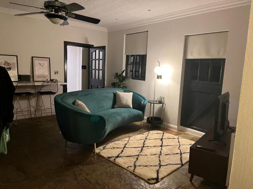 Et opholdsområde på The Croft Farmhouse Apartments