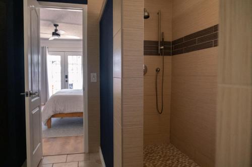 Et badeværelse på Private Retreat in North Austin