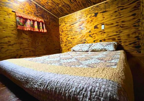 Postel nebo postele na pokoji v ubytování Peace of the forest