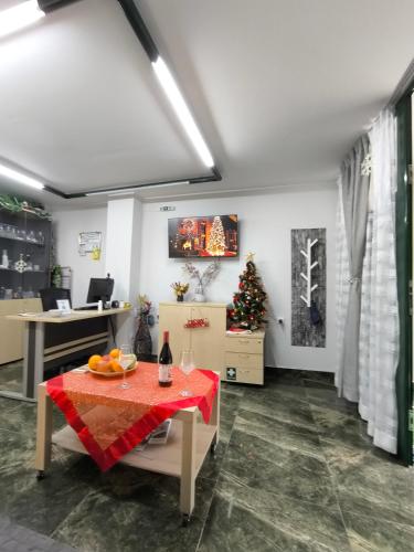 Kuchyň nebo kuchyňský kout v ubytování Emerald Design Near Syntagma New Year Fireworks