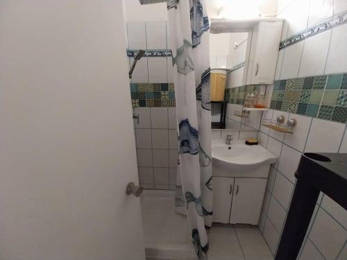 Ένα μπάνιο στο Ti'Karukéra